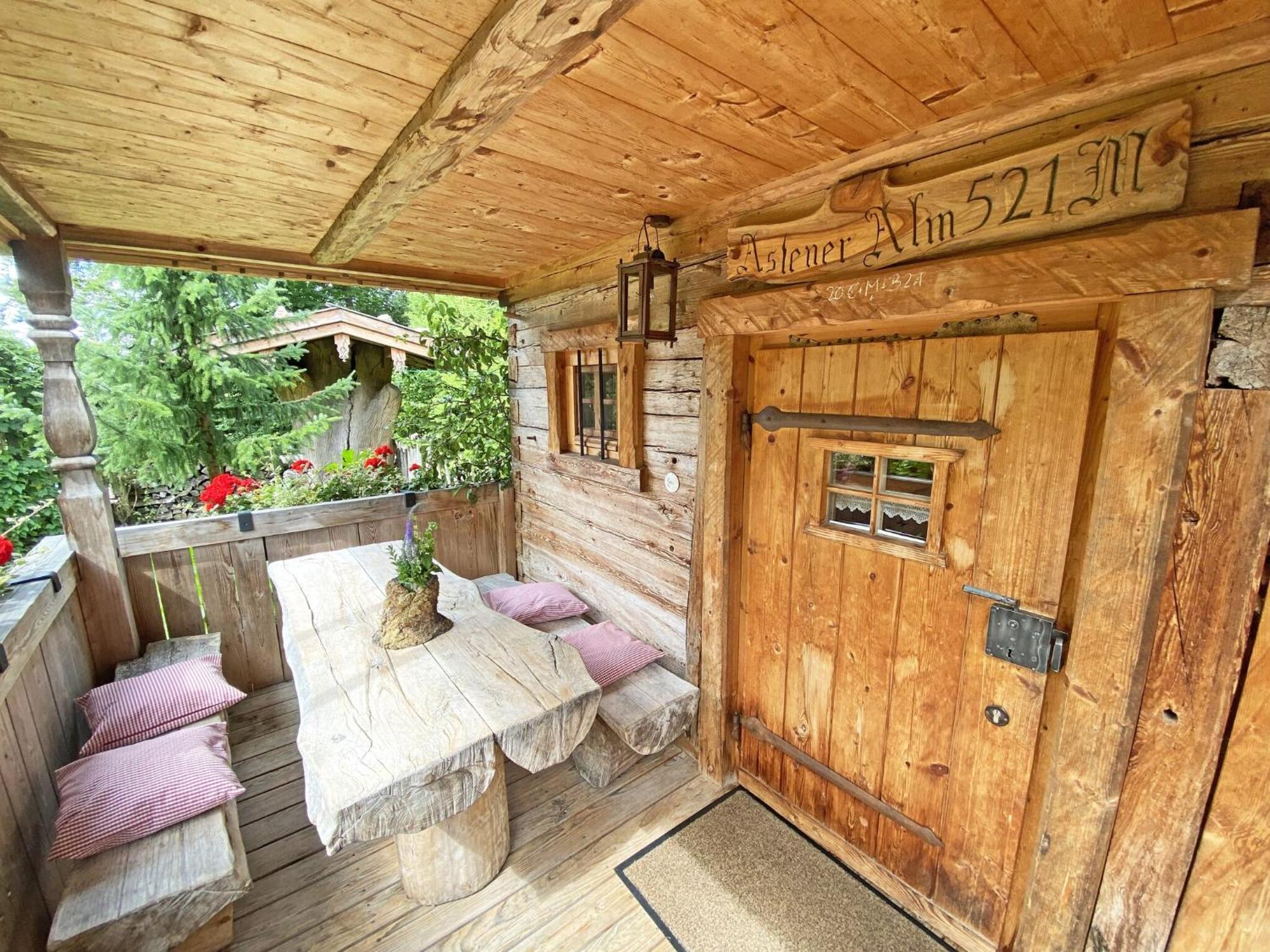 Eco Friendly Chalet Near The Lake In Asten Tittmoning Eksteriør billede